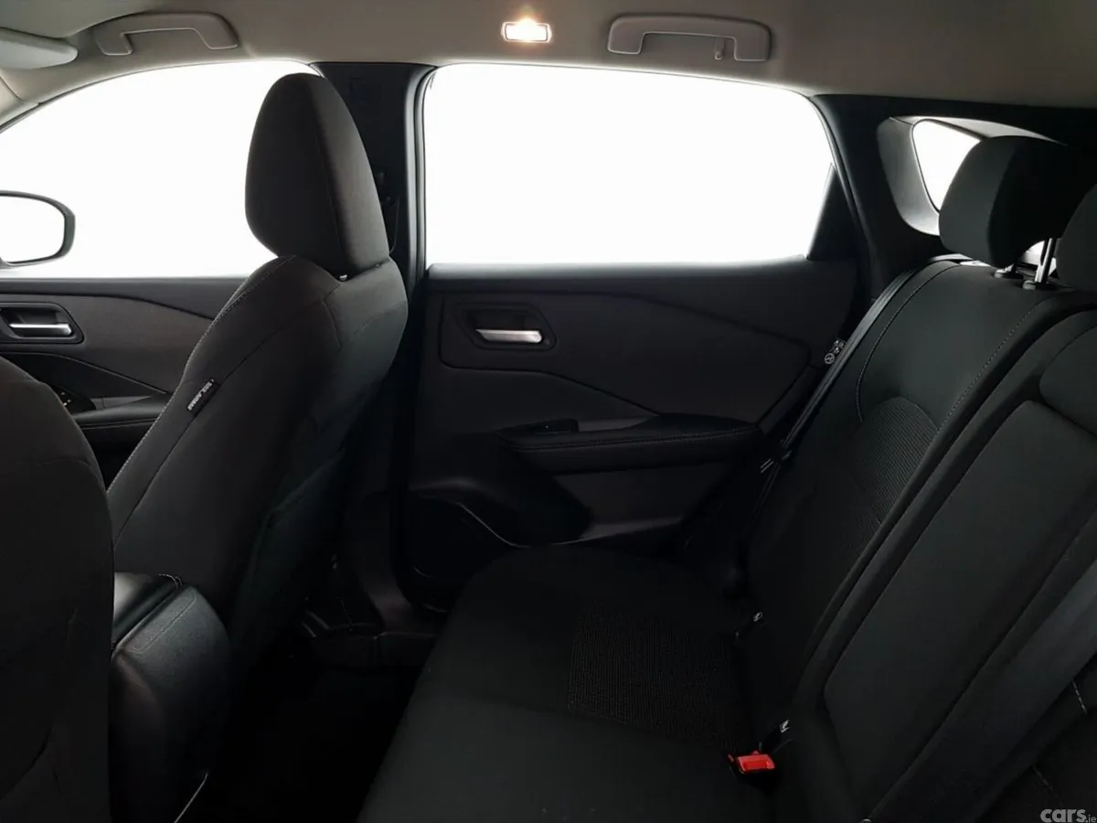 Nissan Qashqai MPV, Petrol, 2026, White