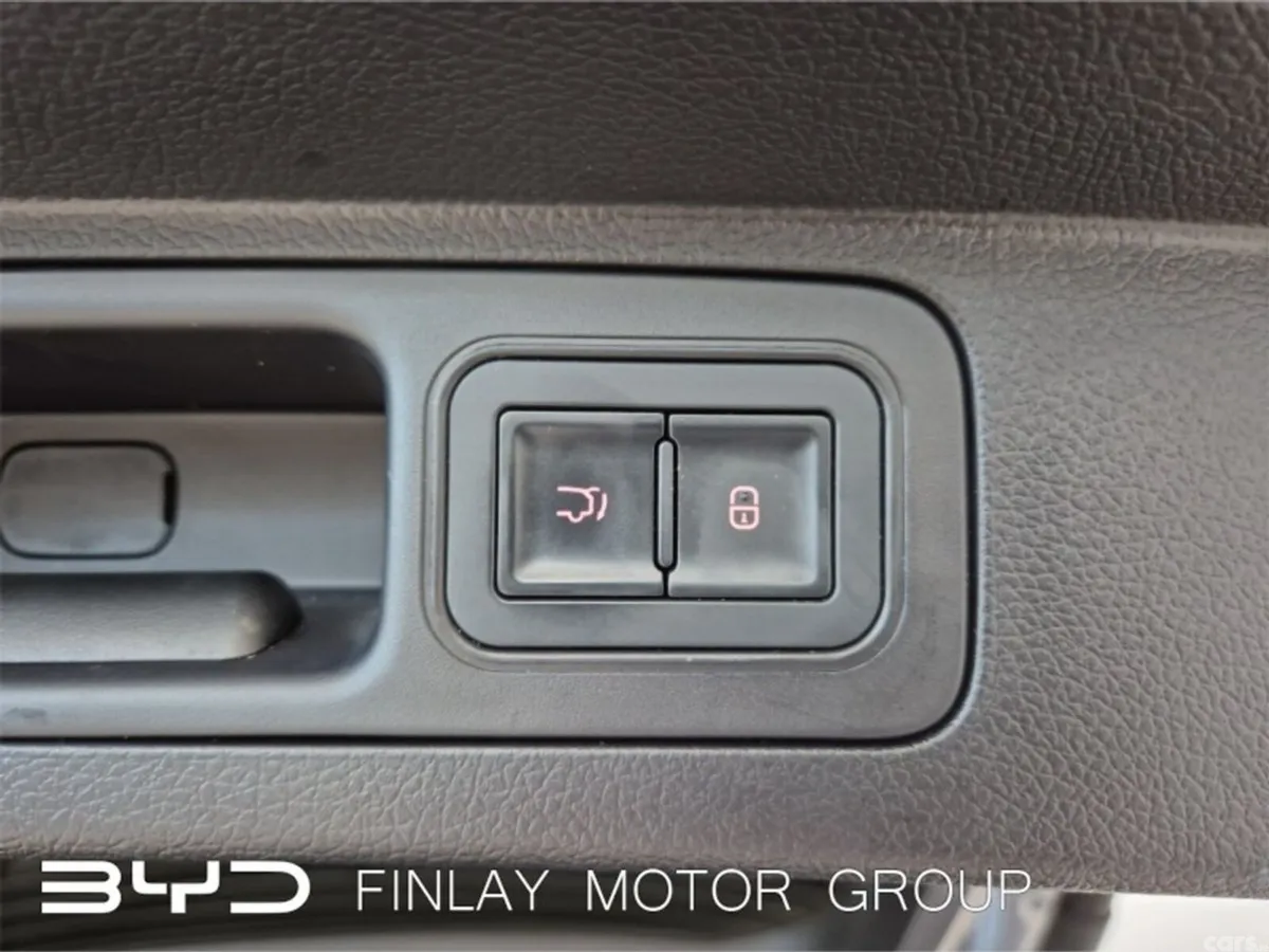 BYD SEAL U Hatchback, Petrol Plug-in Hybrid, 2025, Grey