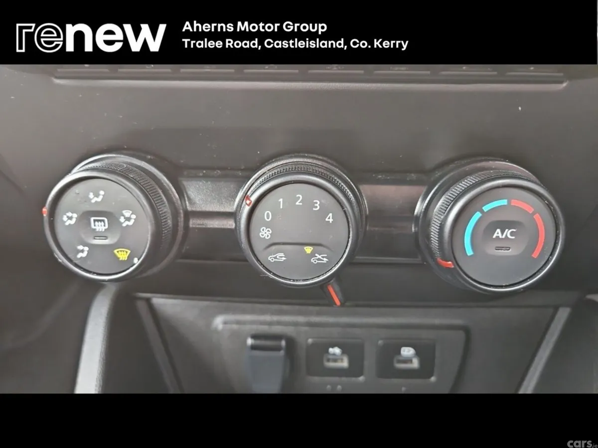 Dacia Duster SUV, Diesel, 2024, Grey