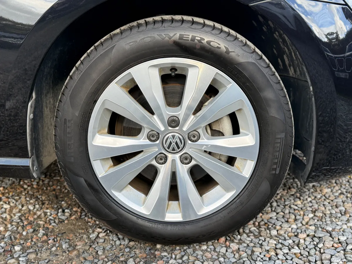 Volkswagen Golf Hatchback, Petrol, 2015, Black