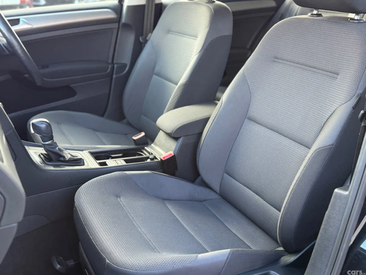Volkswagen Golf Hatchback, Petrol, 2015, Black