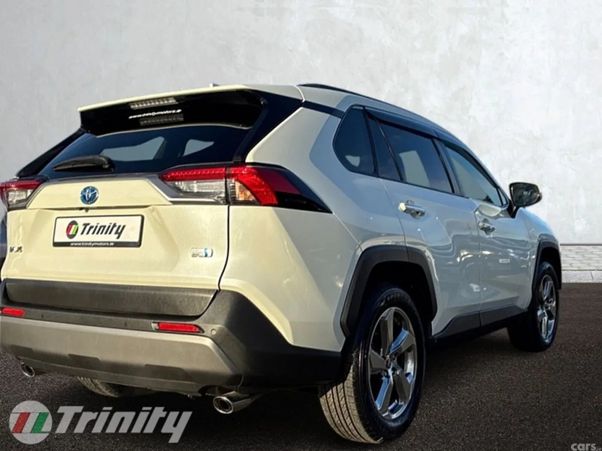 Toyota RAV4 SUV, Petrol Hybrid, 2021, White