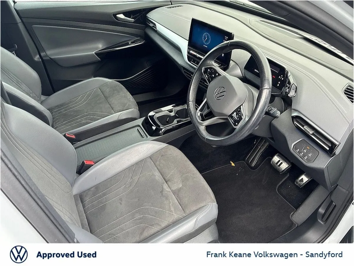 Volkswagen ID.4 Estate, Electric, 2023, White