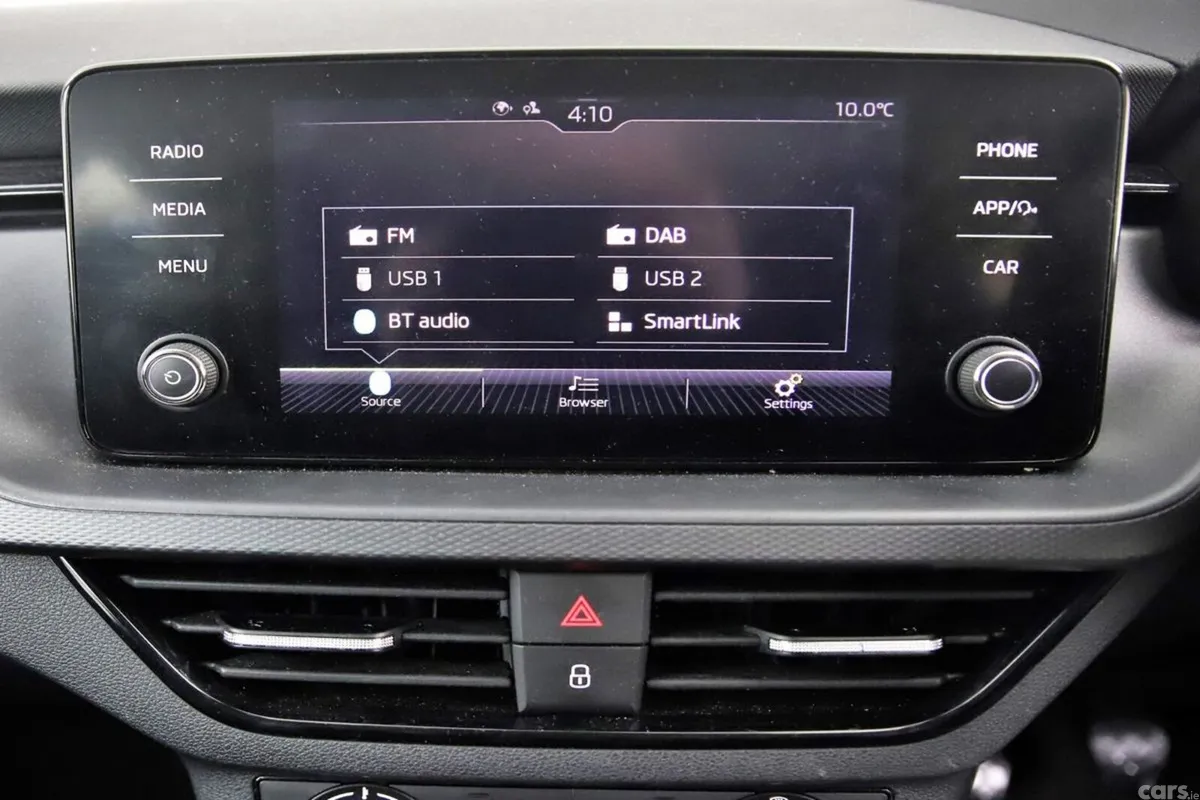 Skoda Kamiq Hatchback, Petrol, 2024, Silver