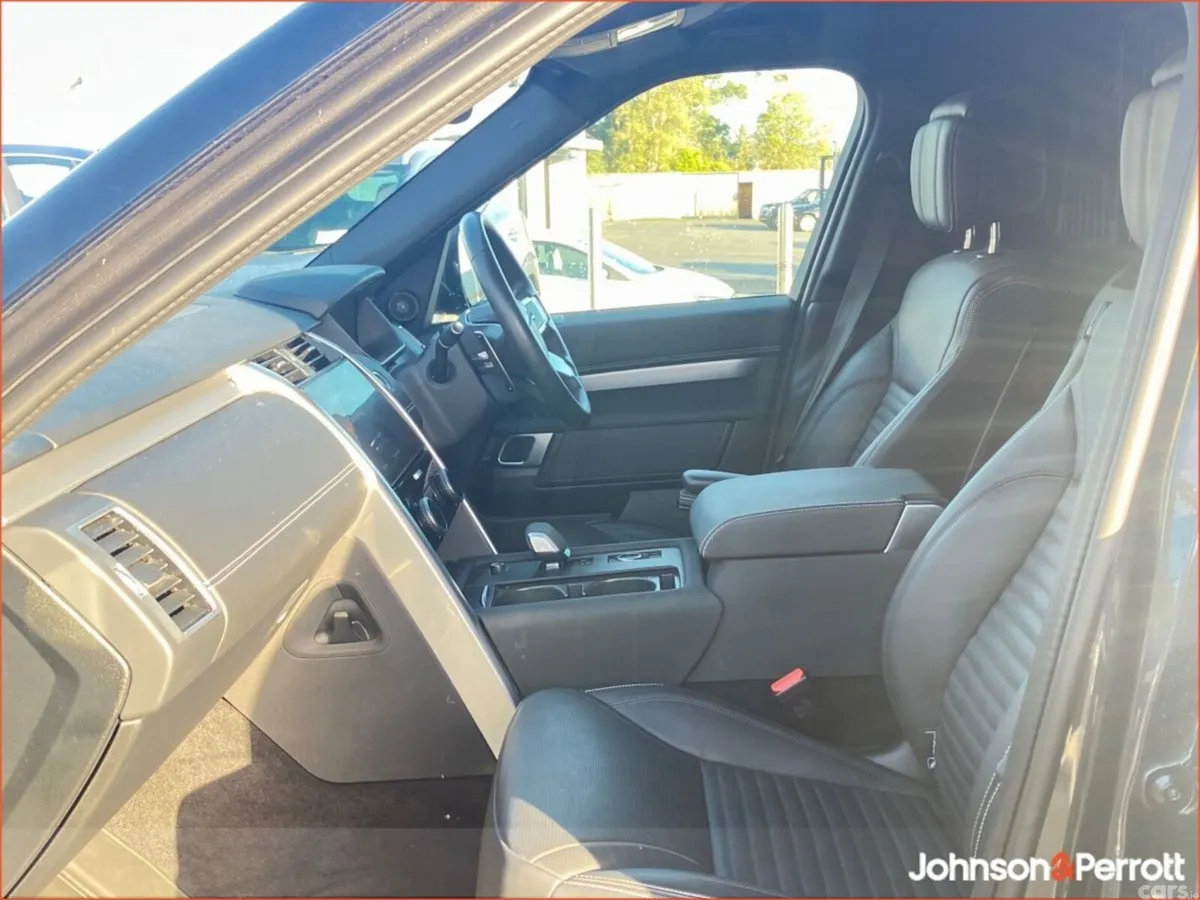 Land Rover Discovery SUV, Diesel, 2025, Grey