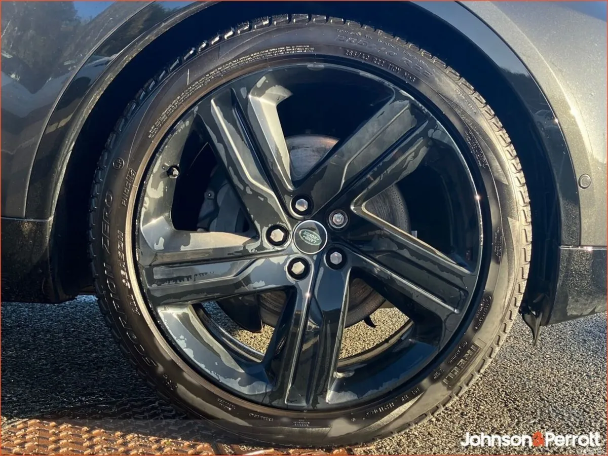 Land Rover Discovery SUV, Diesel, 2025, Grey