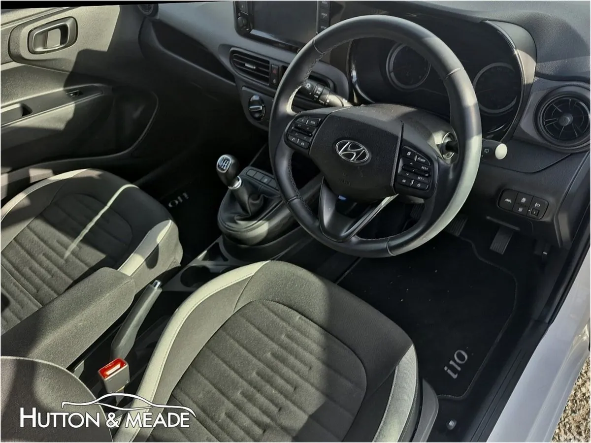 Hyundai i10 Hatchback, Petrol, 2023, White