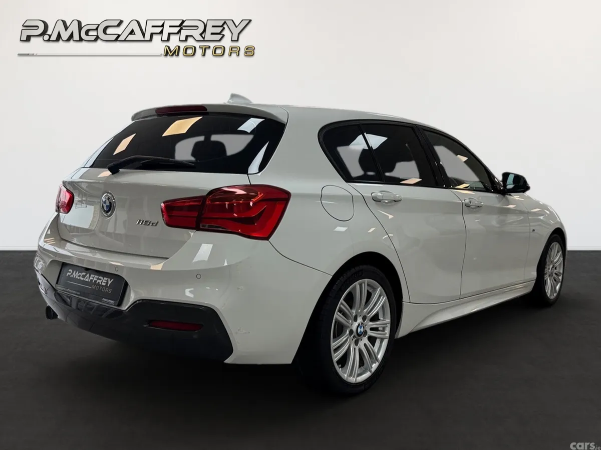 BMW 1-Series Hatchback, Diesel, 2017, White