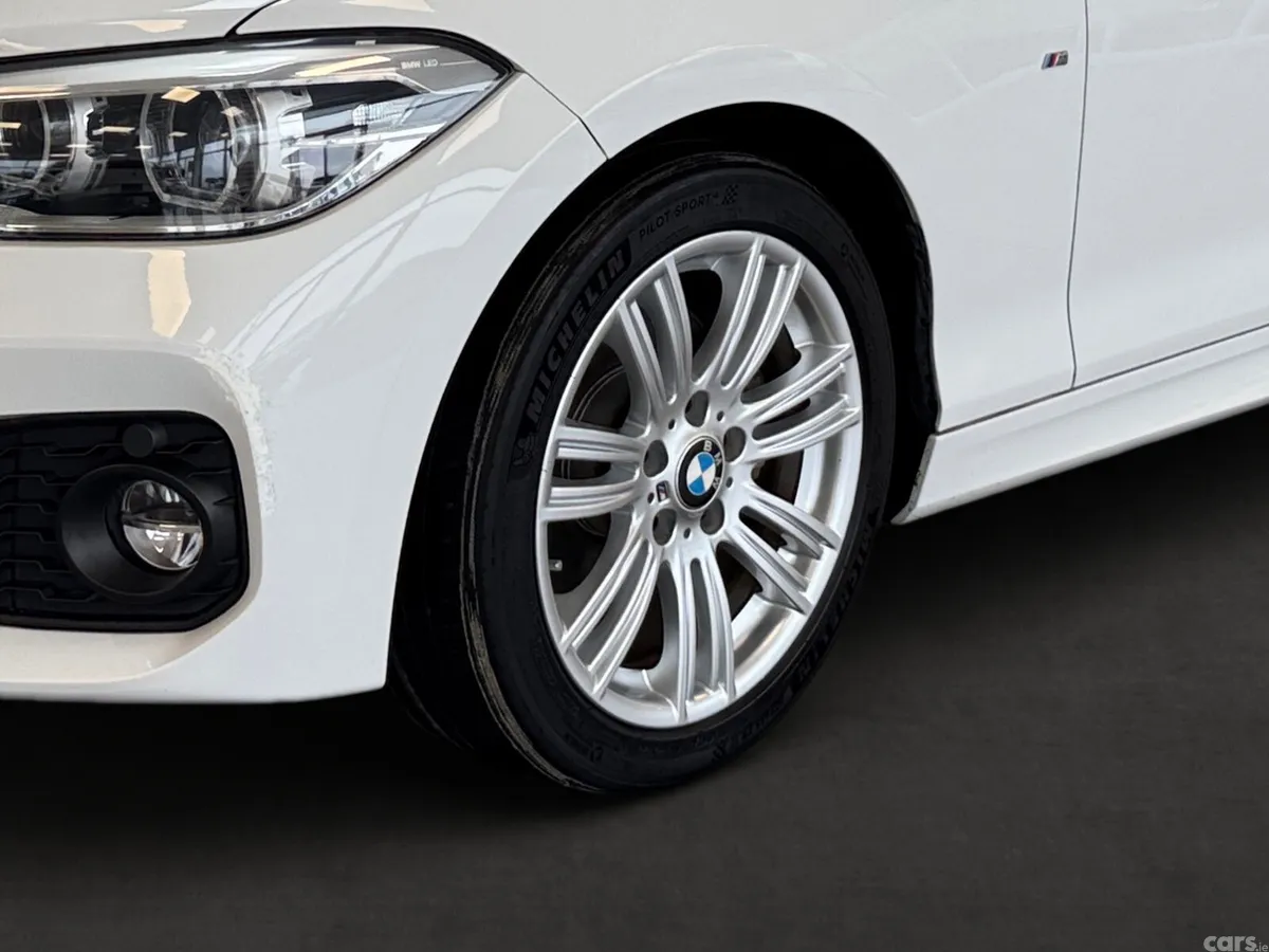 BMW 1-Series Hatchback, Diesel, 2017, White