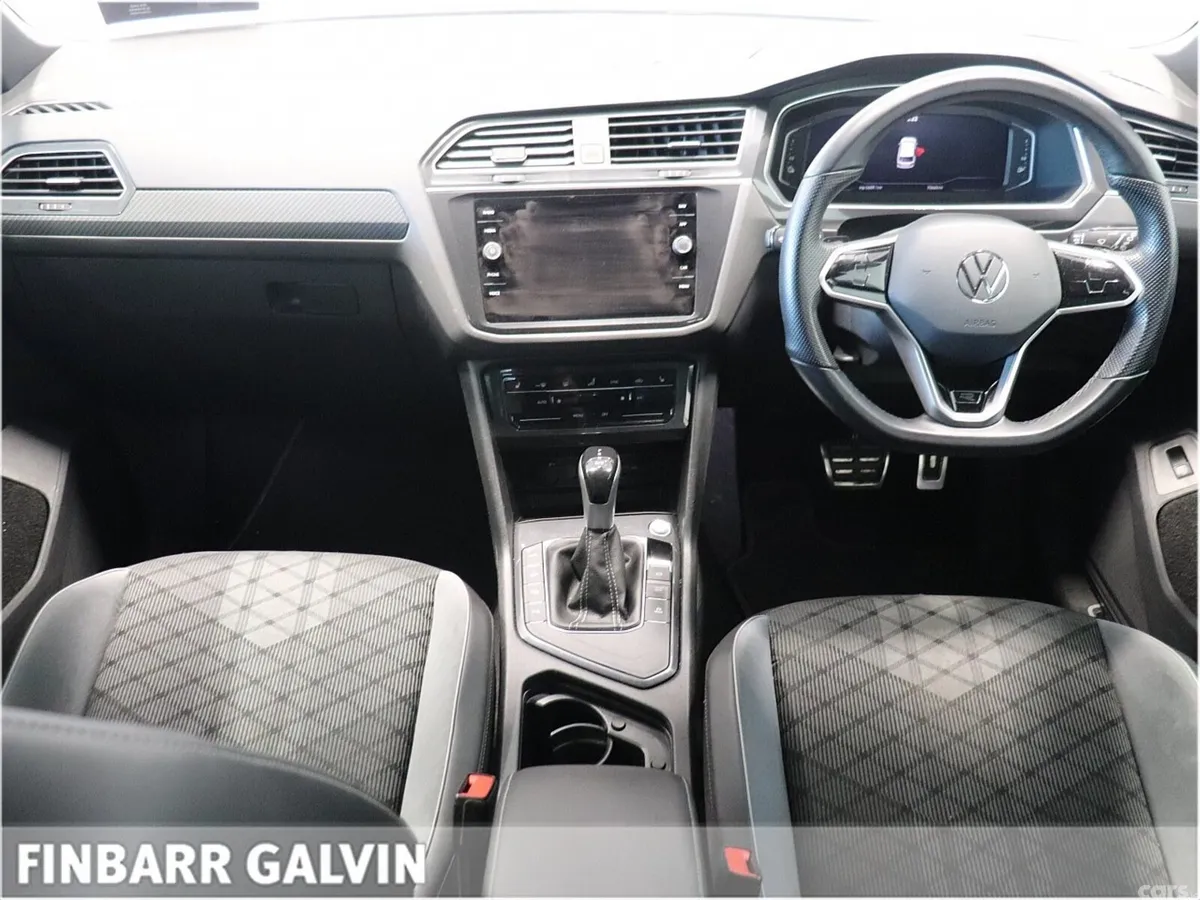Volkswagen Tiguan SUV, Petrol Plug-in Hybrid, 2023, White