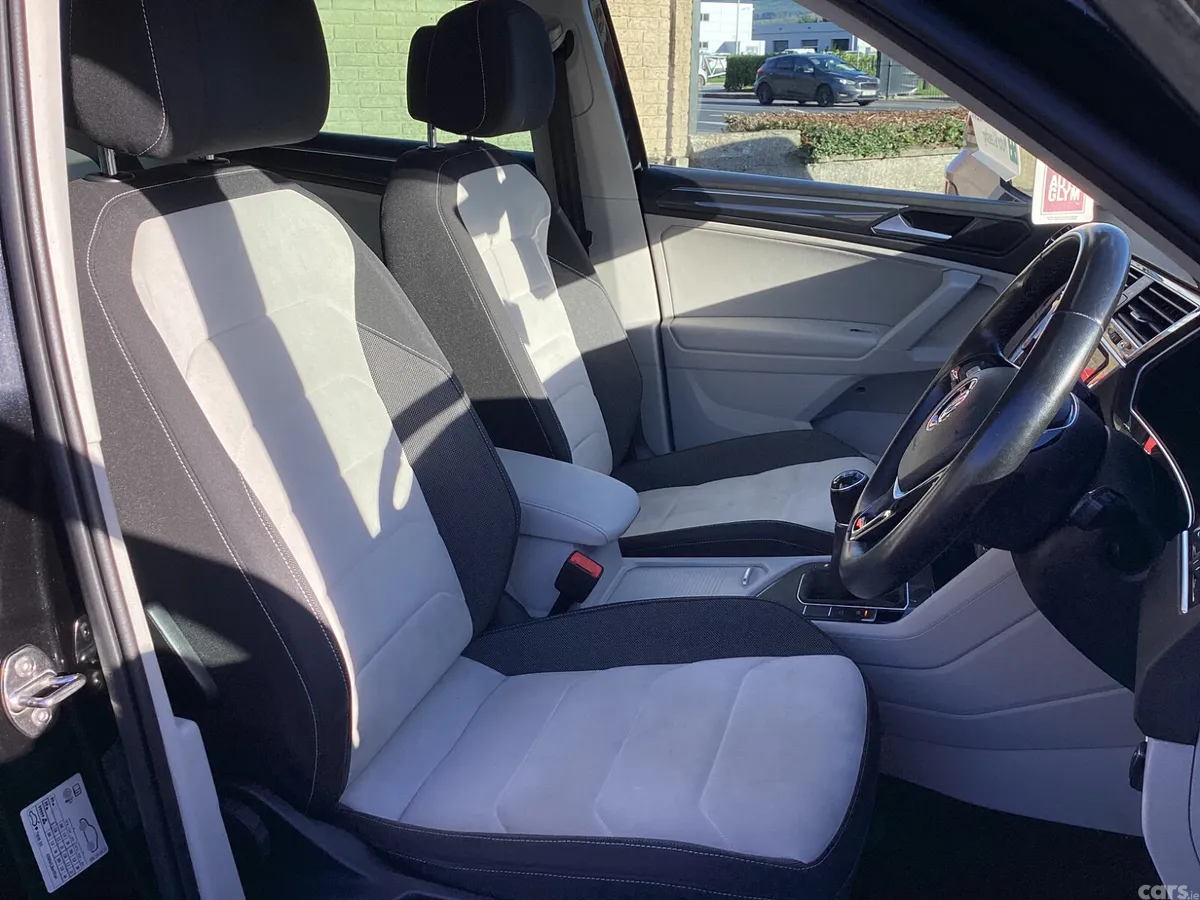 Volkswagen Tiguan SUV, Diesel, 2019, Black