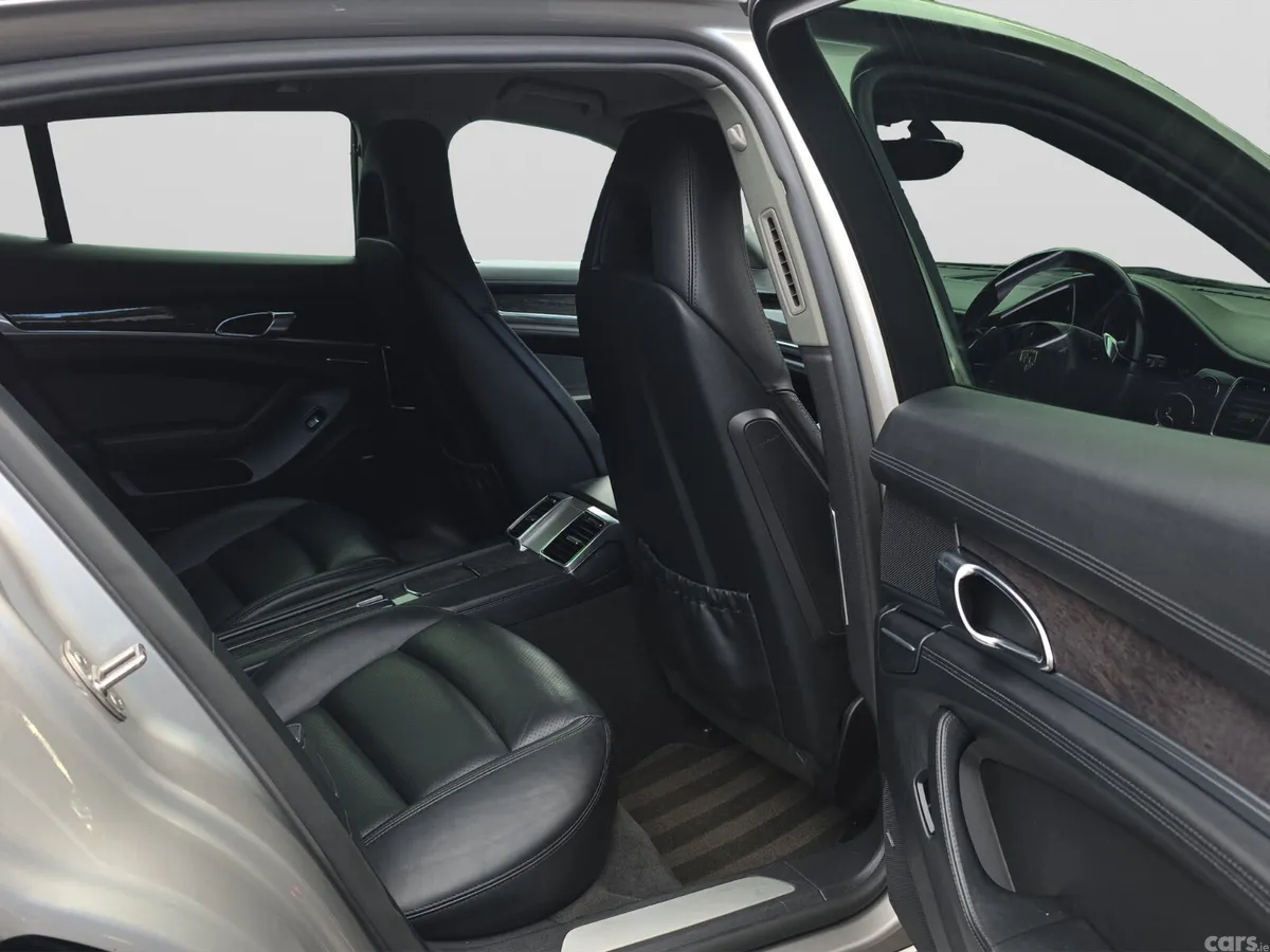 Porsche Panamera Hatchback, Diesel, 2012, Silver