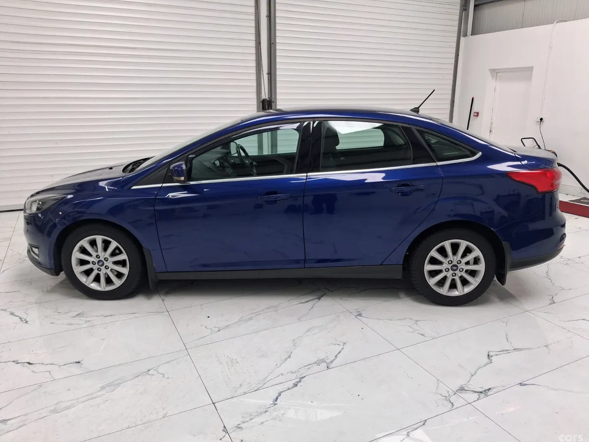 Ford Focus Saloon, Diesel, 2018, Blue