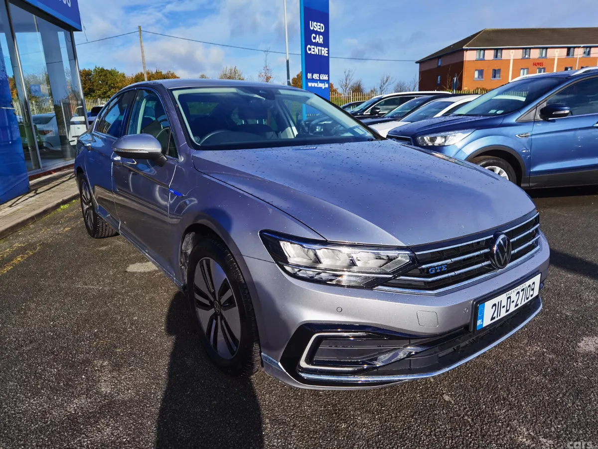 Volkswagen Passat Saloon, Petrol Plug-in Hybrid, 2021, Grey