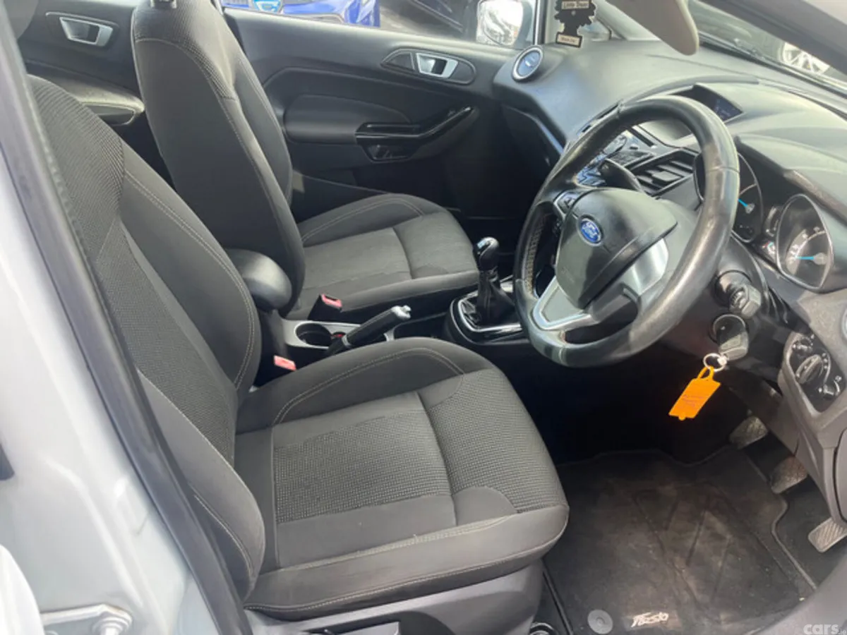 Ford Fiesta Hatchback, Diesel, 2017, White