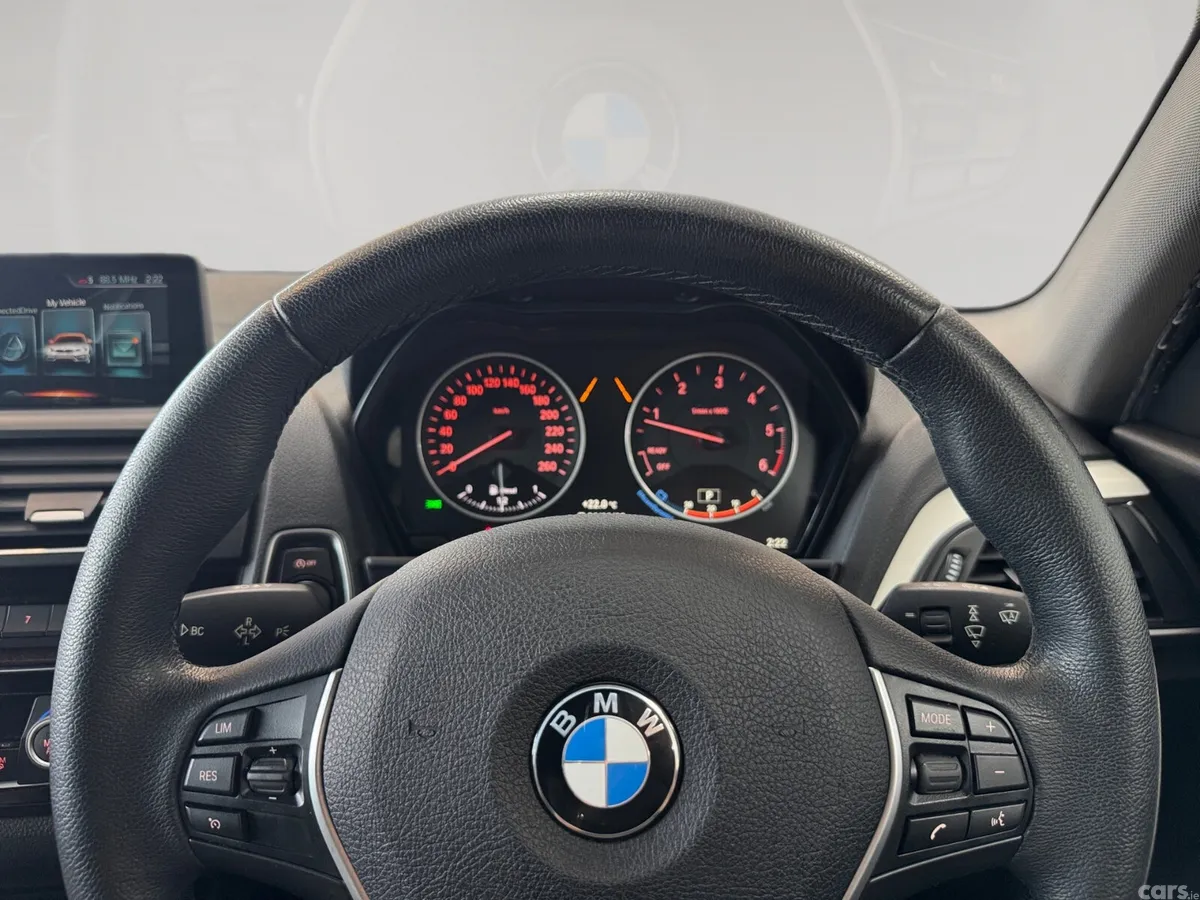 BMW 1-Series Hatchback, Diesel, 2017, White