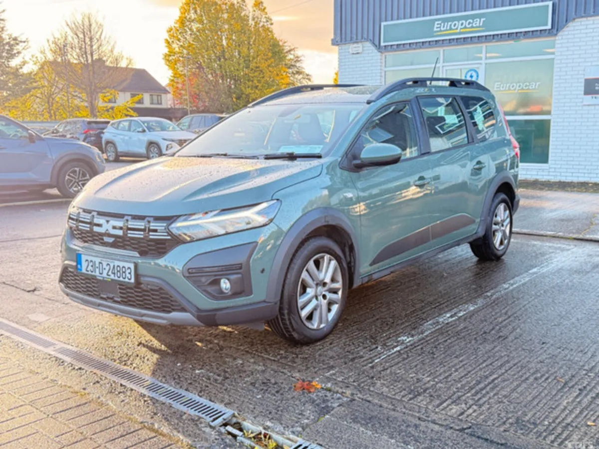 Dacia Jogger MPV, Petrol, 2023, Grey