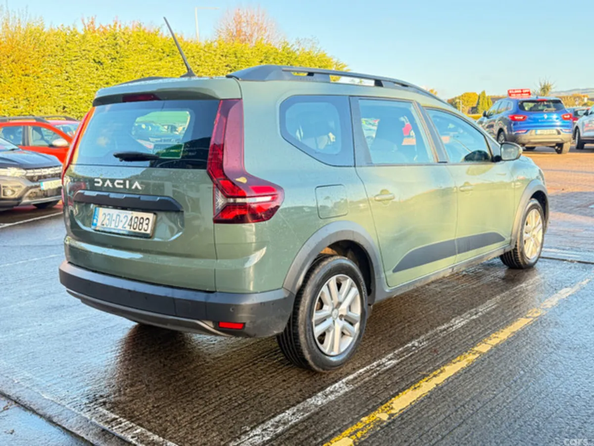 Dacia Jogger MPV, Petrol, 2023, Grey