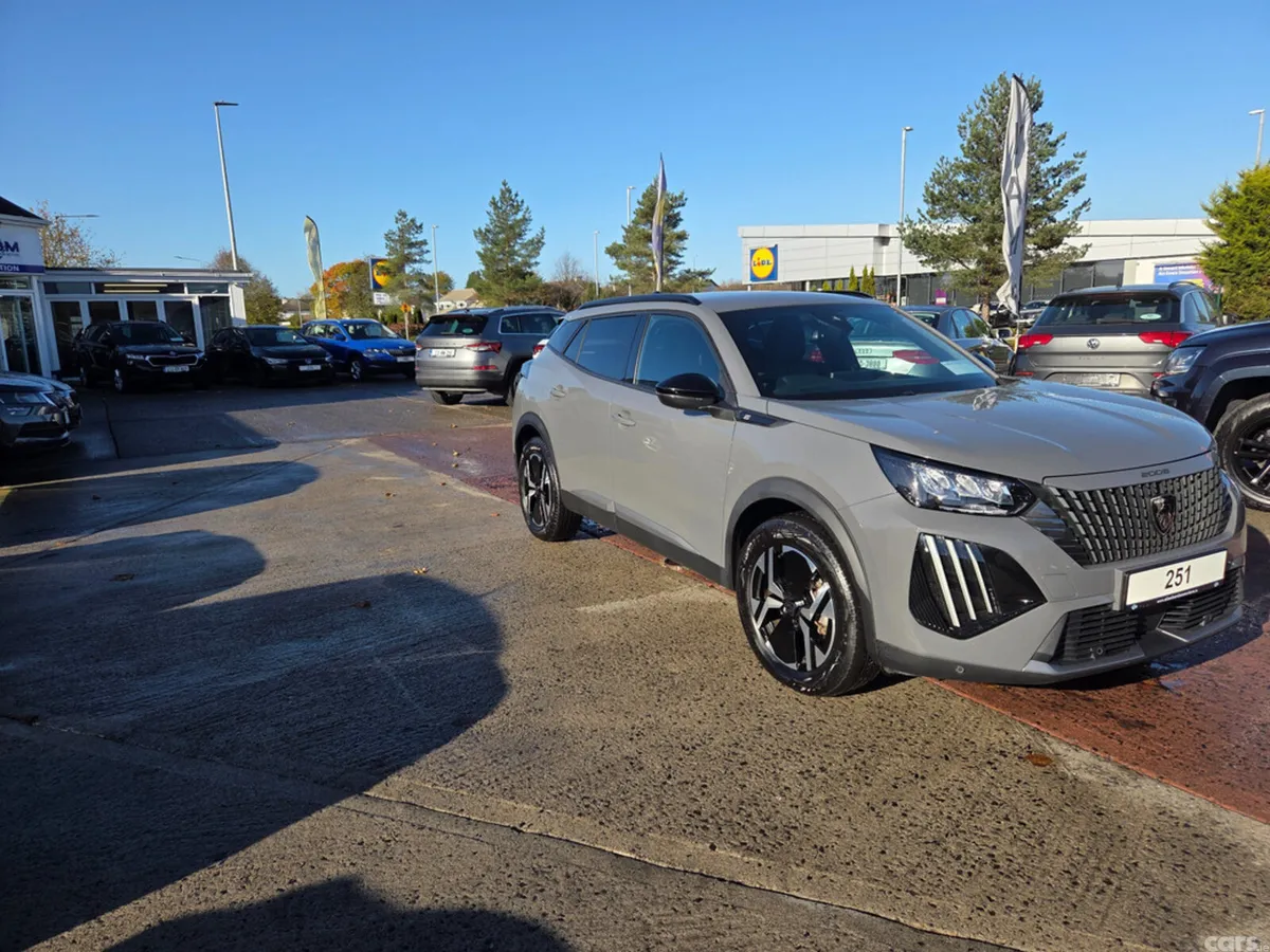 Peugeot 2008 Hatchback, Electric, 2025, Grey