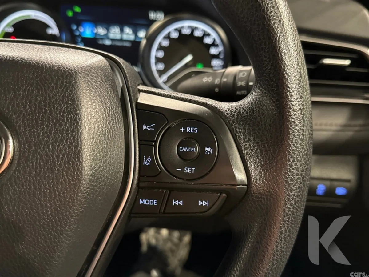 Toyota Camry Saloon, Petrol Hybrid, 2020, Black
