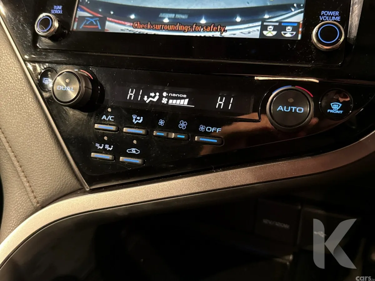 Toyota Camry Saloon, Petrol Hybrid, 2020, Black