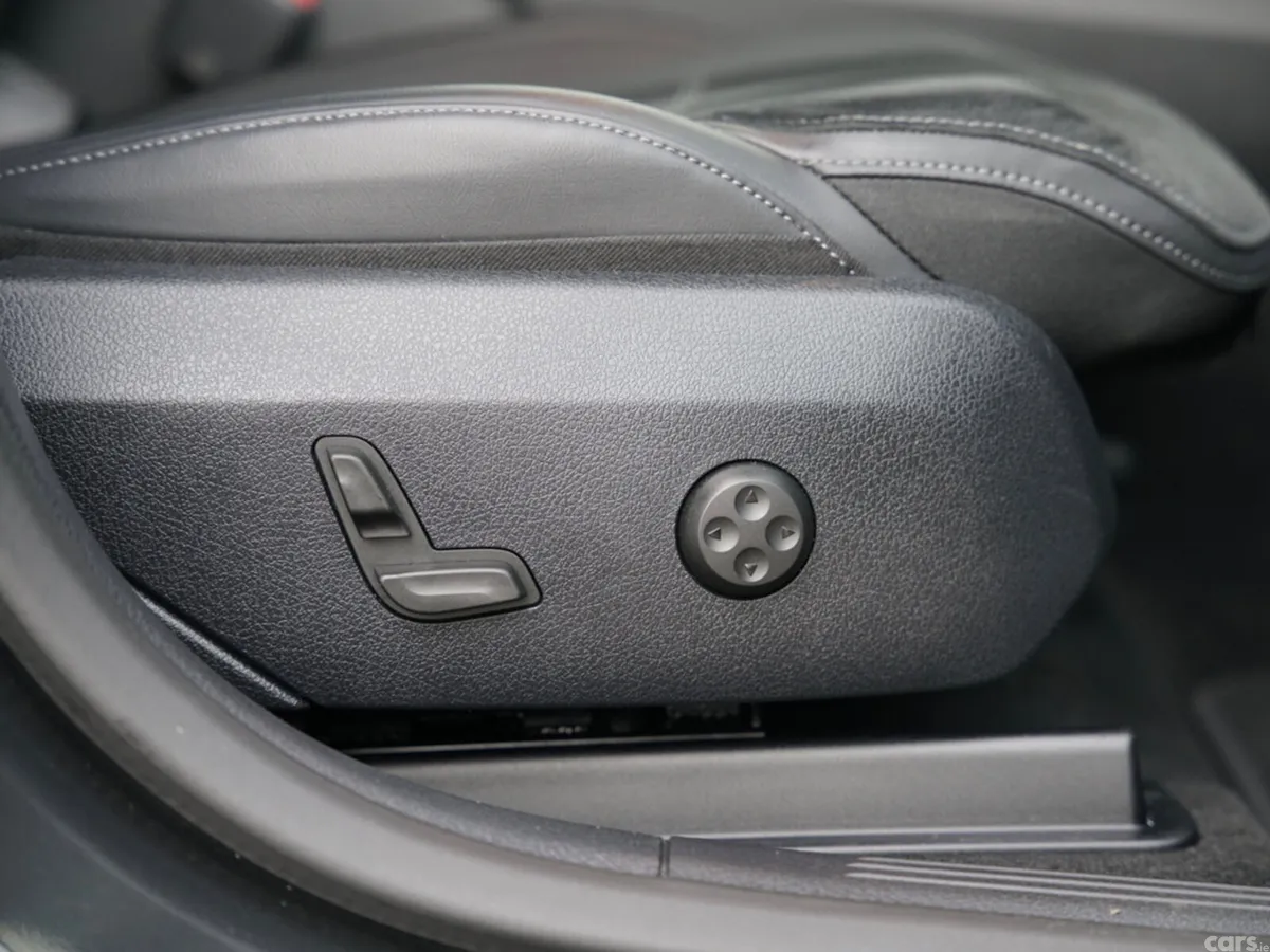 Mercedes-Benz GLC SUV, Petrol Plug-in Hybrid, 2026, Grey