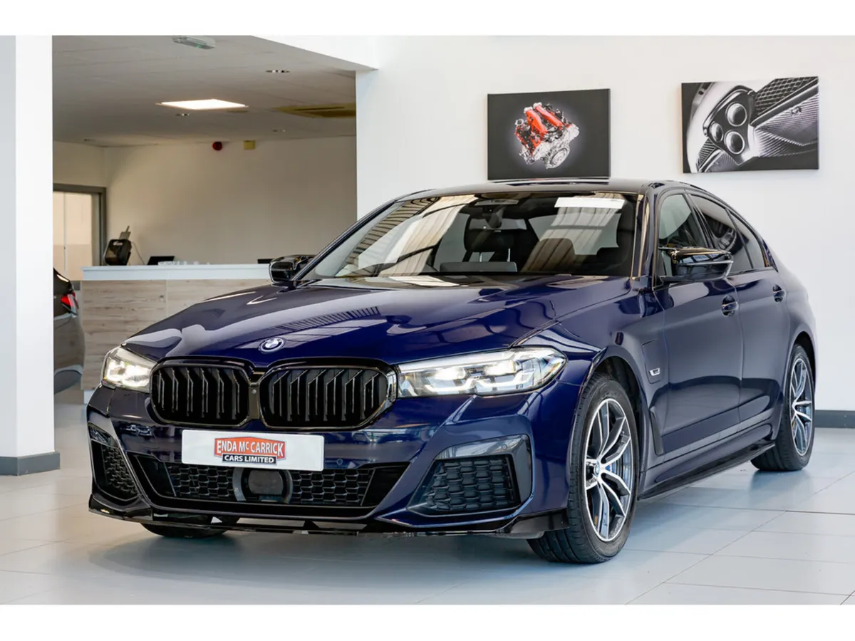 BMW 5-Series Saloon, Petrol Plug-in Hybrid, 2023, Blue