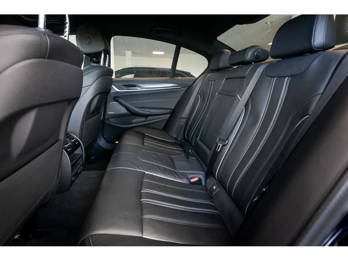 BMW 5-Series Saloon, Petrol Plug-in Hybrid, 2023, Blue