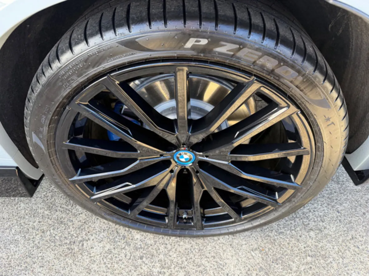 BMW X5 SUV, Petrol Plug-in Hybrid, 2025, Grey