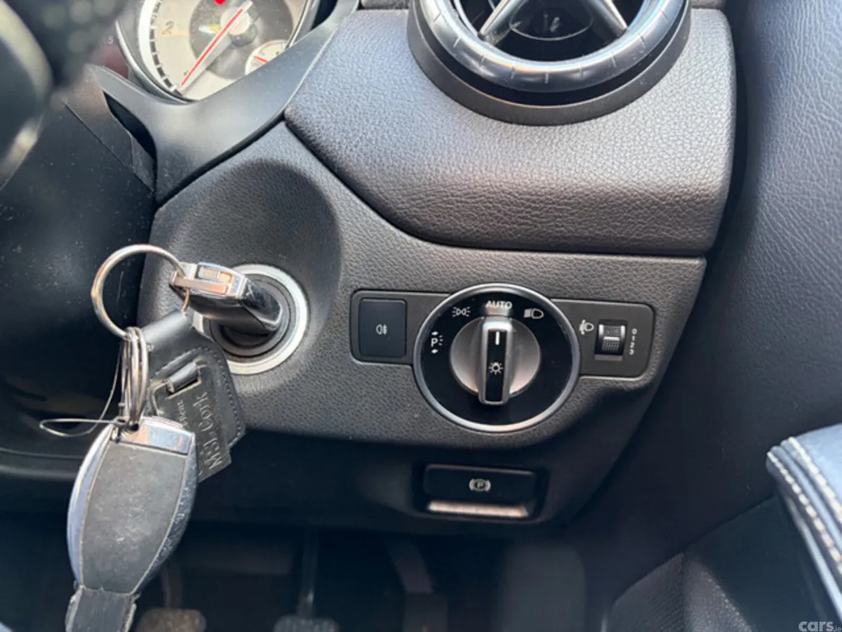 Mercedes-Benz CLA Saloon, Diesel, 2014, Silver