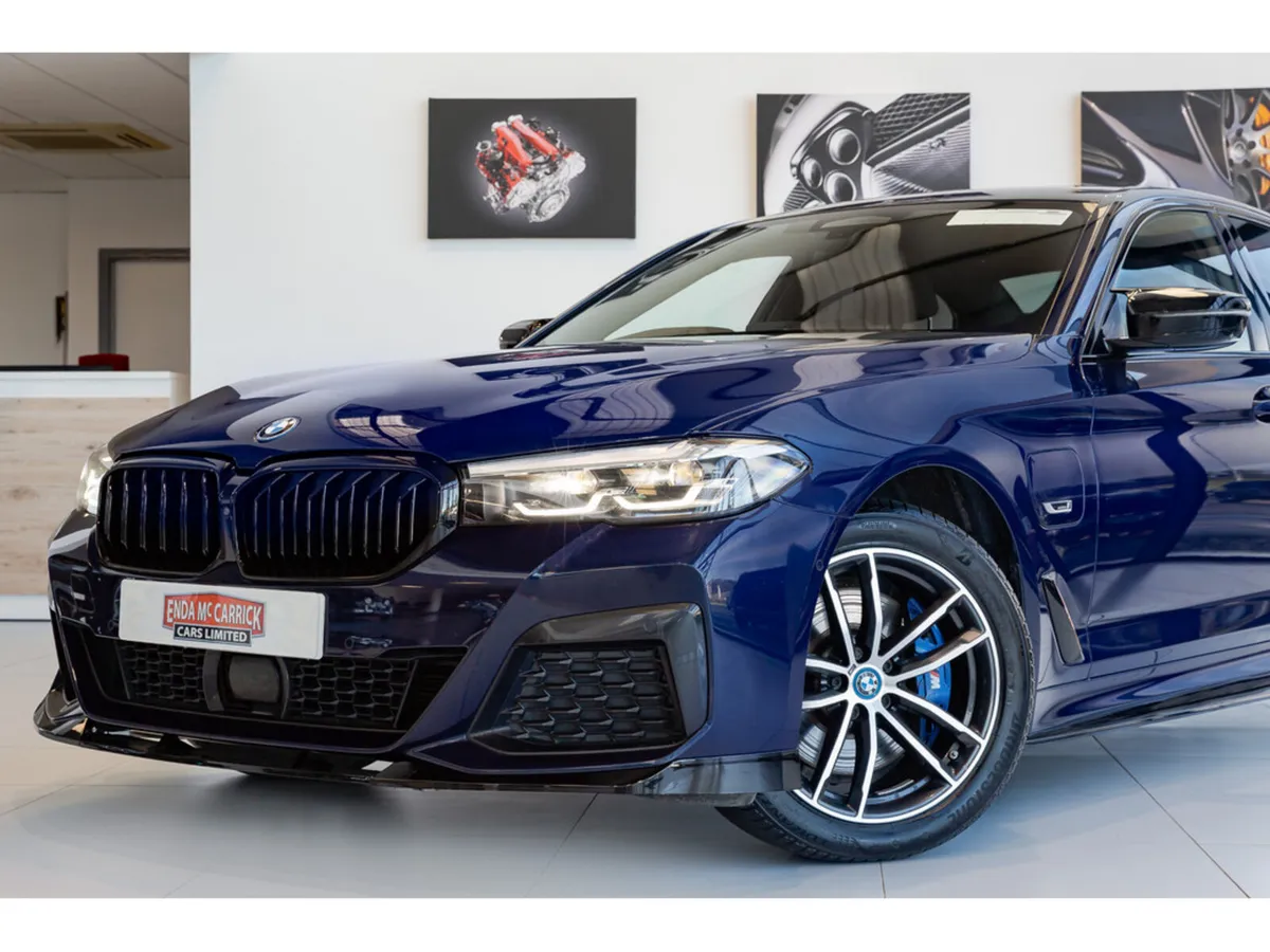 BMW 5-Series Saloon, Petrol Plug-in Hybrid, 2023, Blue