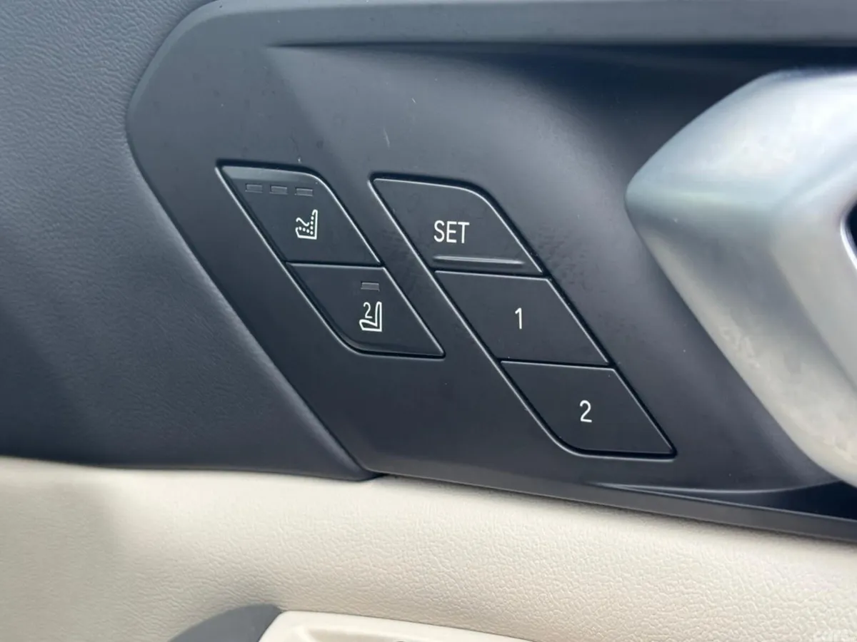 BMW X5 Estate, Petrol Plug-in Hybrid, 2025, Grey