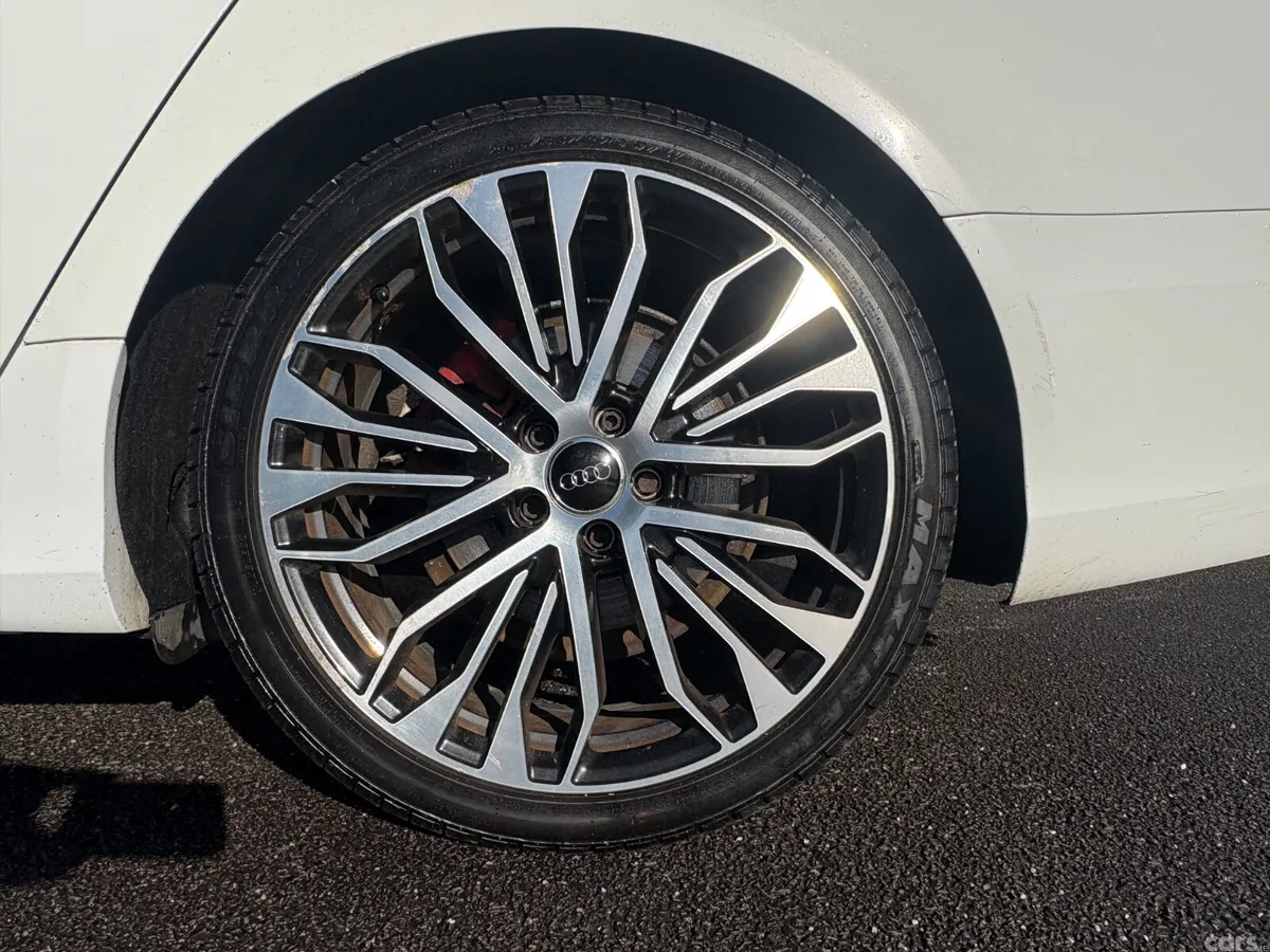 Audi A6 Saloon, Diesel, 2013, White