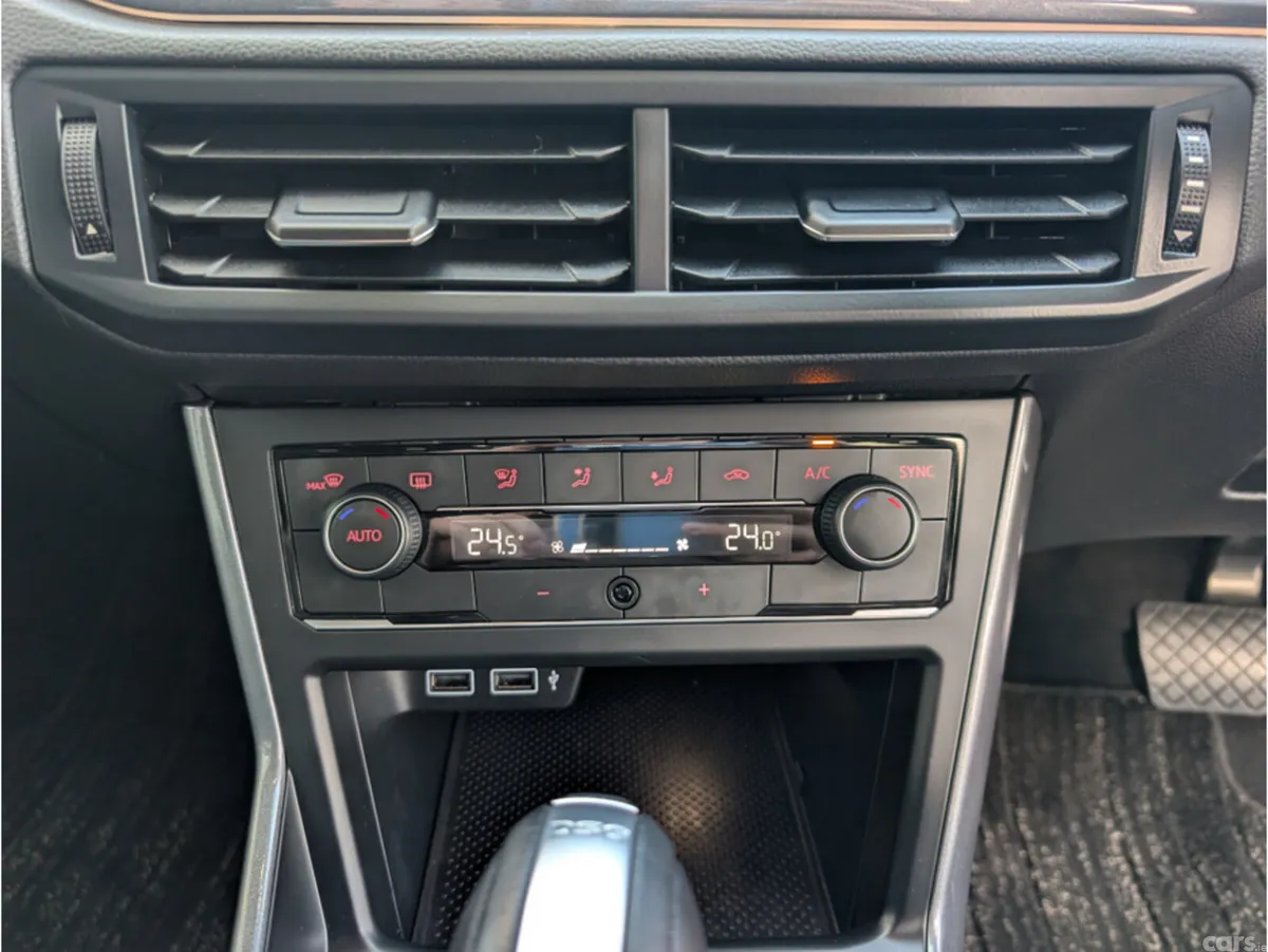 Volkswagen Polo Hatchback, Petrol, 2018, Red