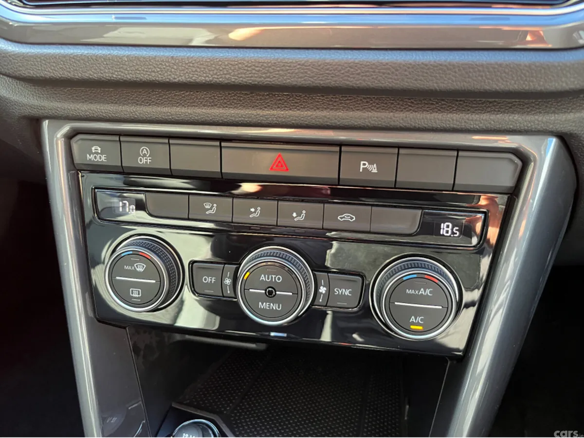 Volkswagen T-Roc SUV, Diesel, 2022, White