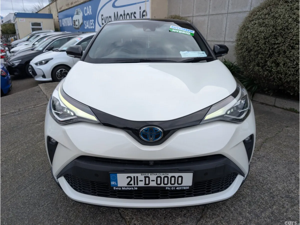 Toyota C-HR SUV, Petrol Hybrid, 2021, White