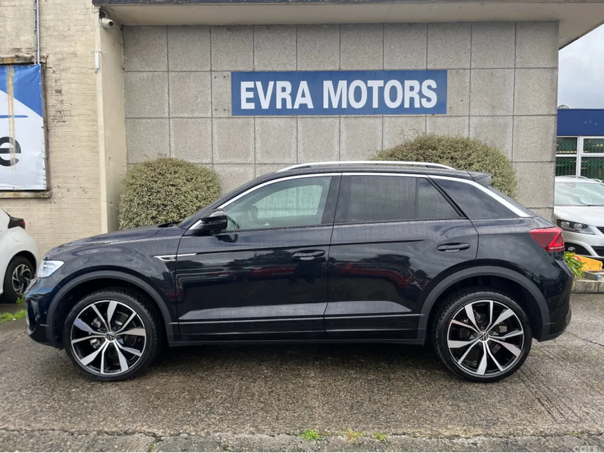 Volkswagen T-Roc SUV, Diesel, 2024, Black