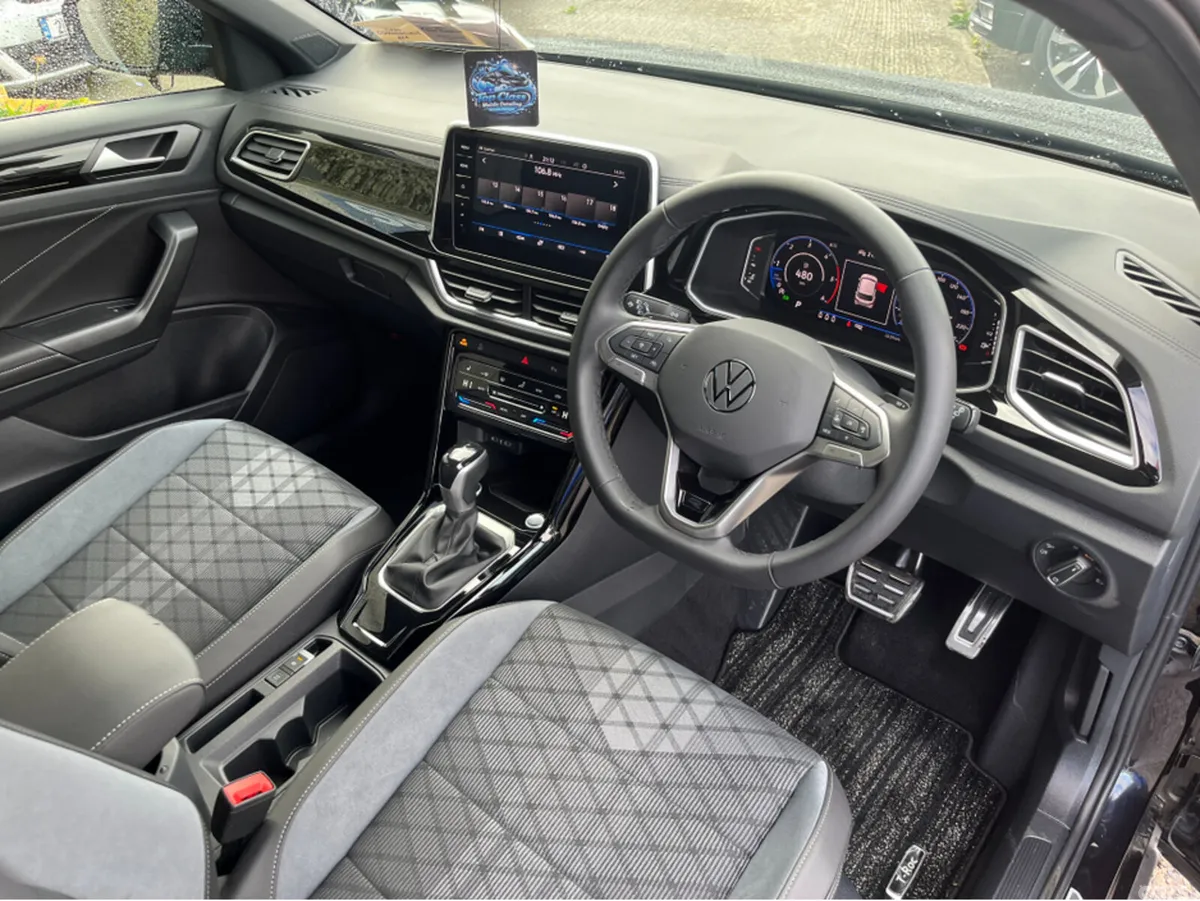 Volkswagen T-Roc SUV, Diesel, 2024, Black
