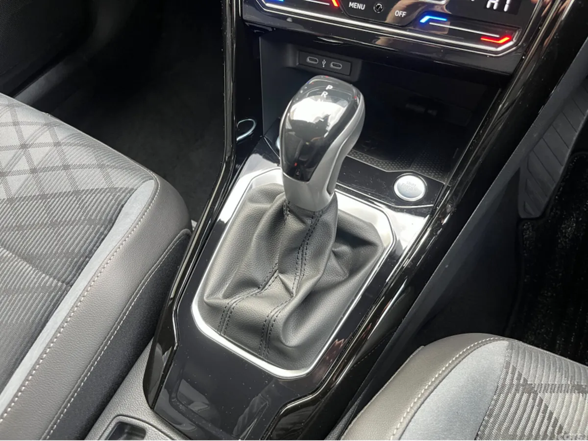 Volkswagen T-Roc SUV, Diesel, 2024, Black