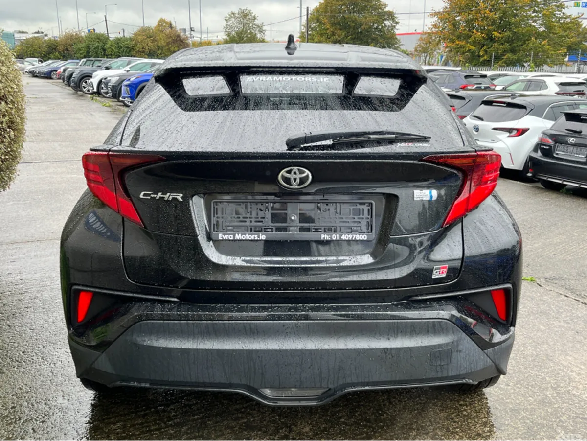 Toyota C-HR SUV, Petrol Hybrid, 2023, Black