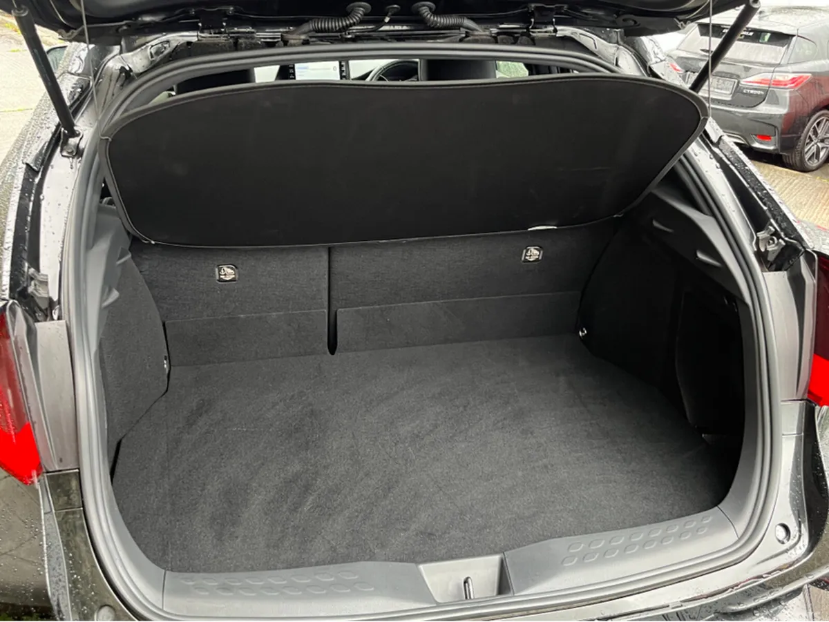 Toyota C-HR SUV, Petrol Hybrid, 2023, Black