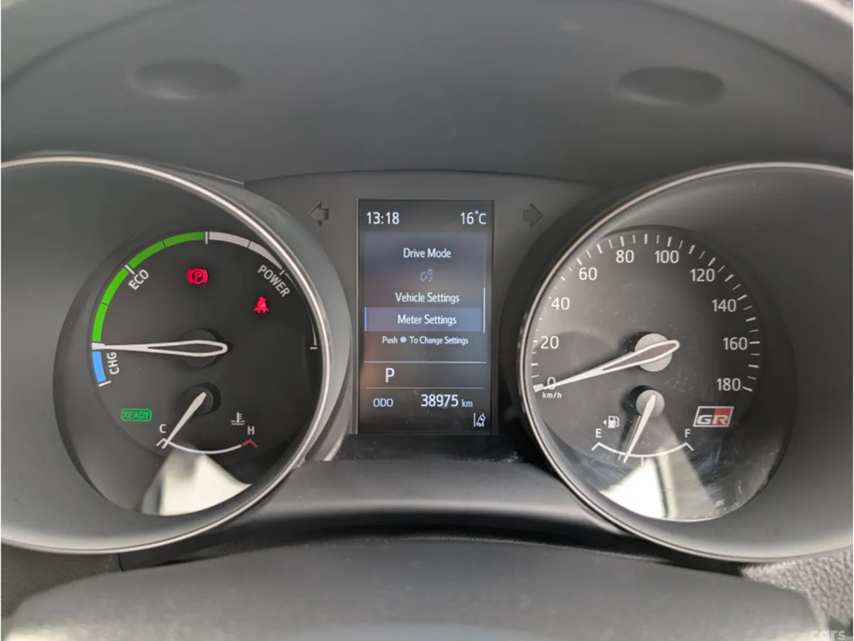 Toyota C-HR SUV, Petrol Hybrid, 2021, White
