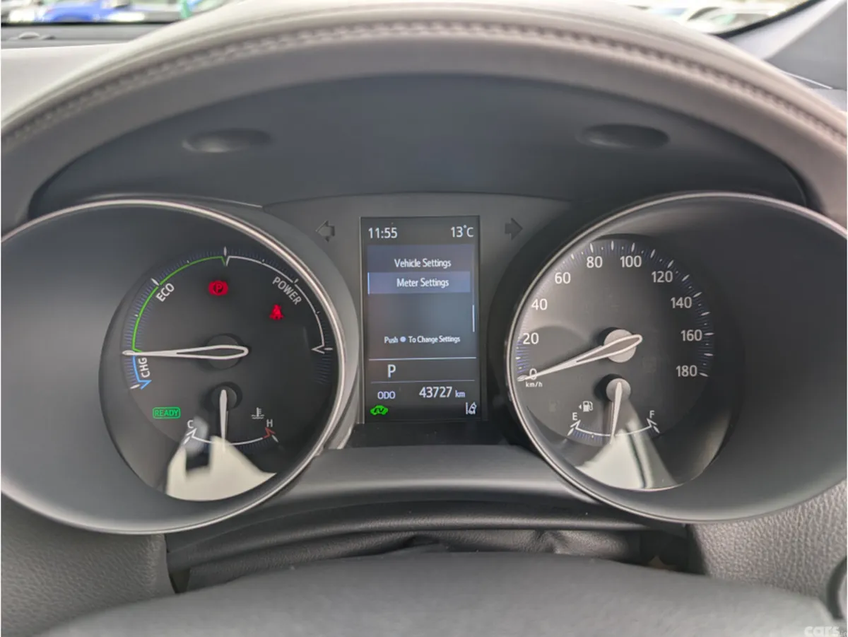 Toyota C-HR SUV, Petrol Hybrid, 2021, White