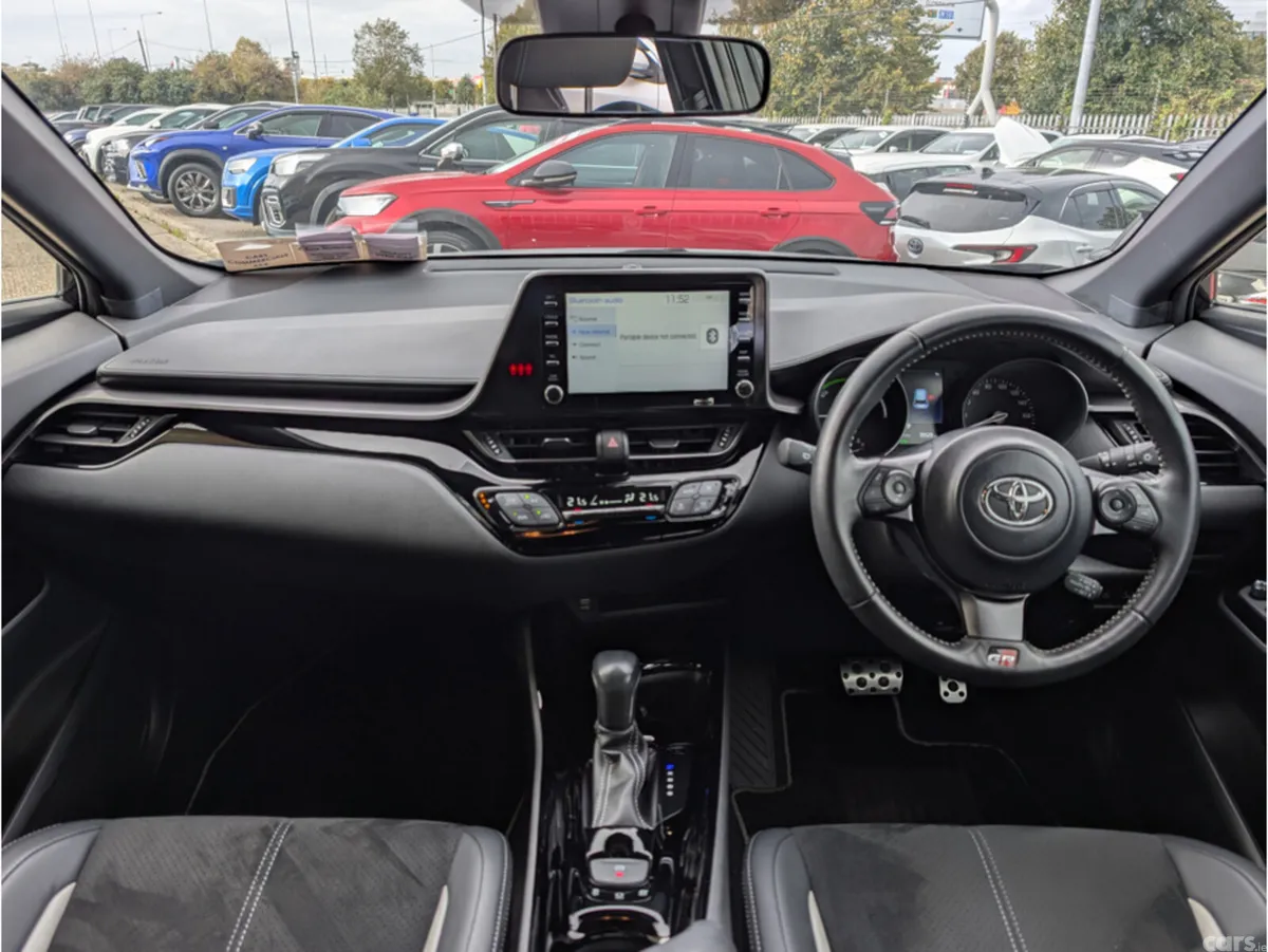 Toyota C-HR SUV, Petrol Hybrid, 2022, Black