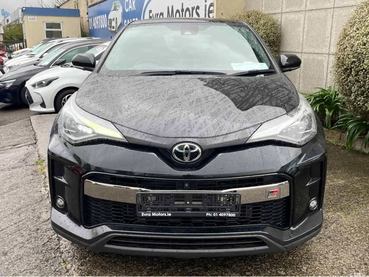 Toyota C-HR SUV, Petrol Hybrid, 2023, Black