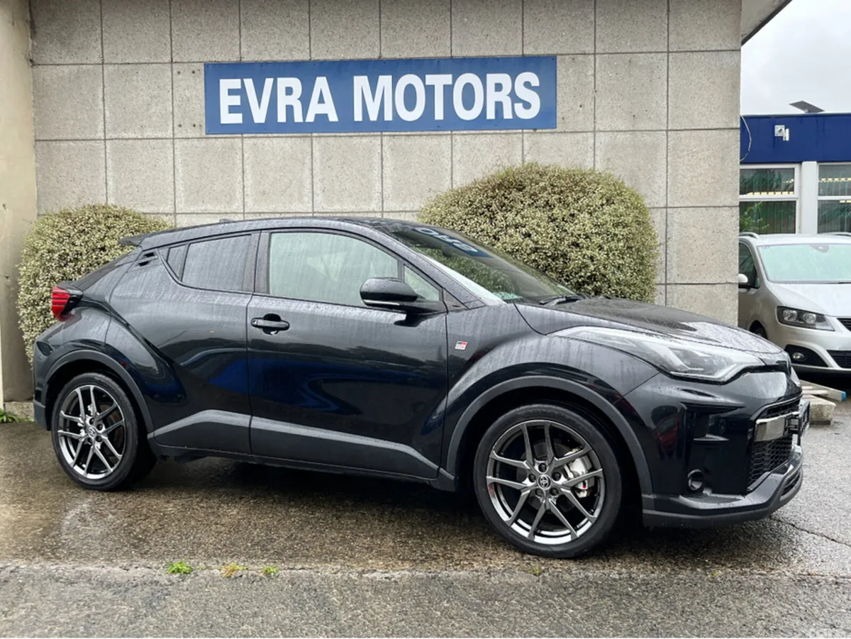 Toyota C-HR SUV, Petrol Hybrid, 2023, Black