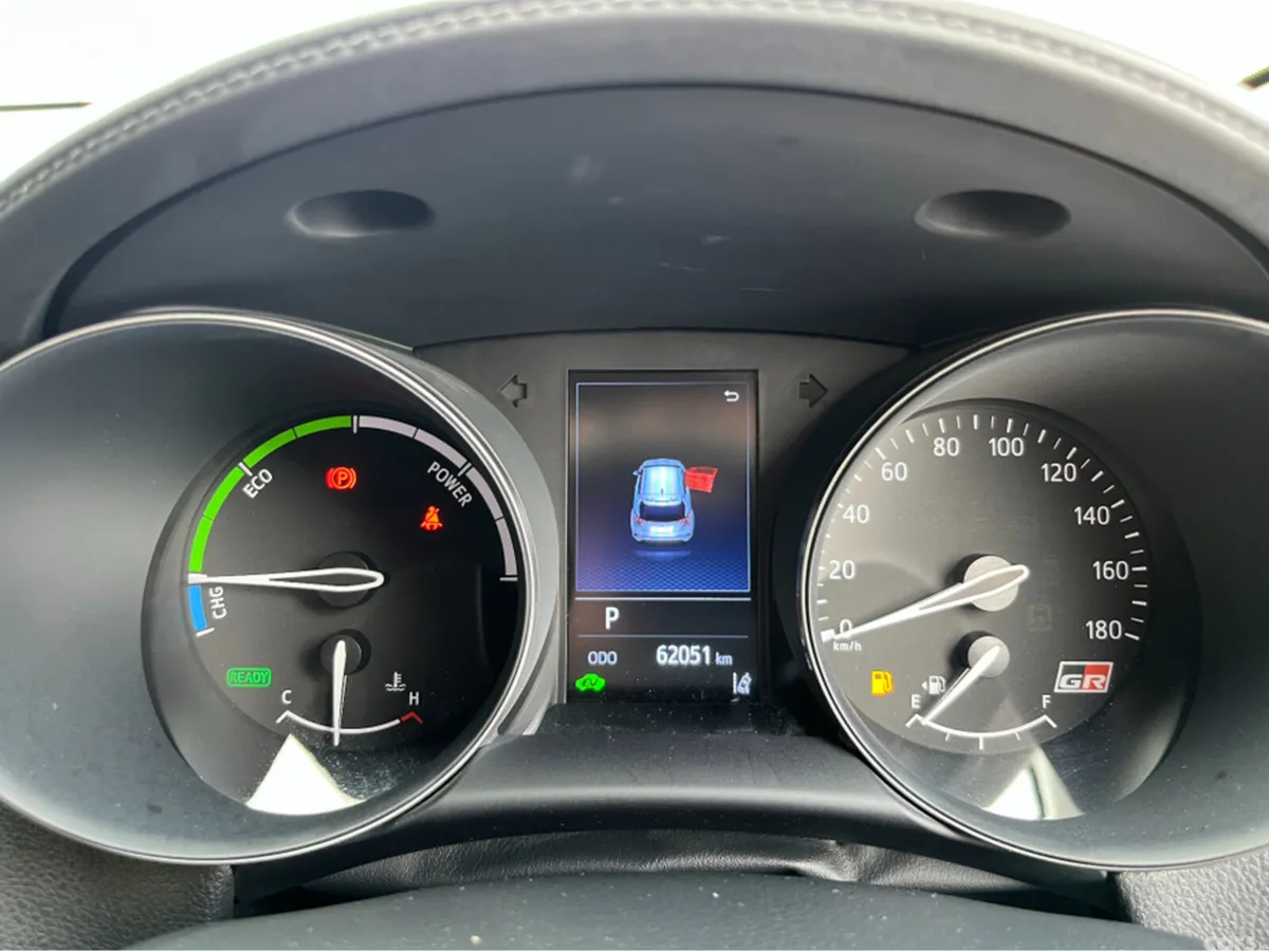 Toyota C-HR SUV, Petrol Hybrid, 2021, Grey