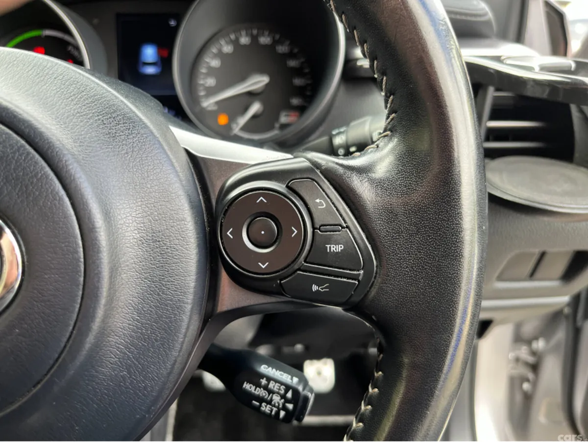 Toyota C-HR SUV, Petrol Hybrid, 2021, Grey