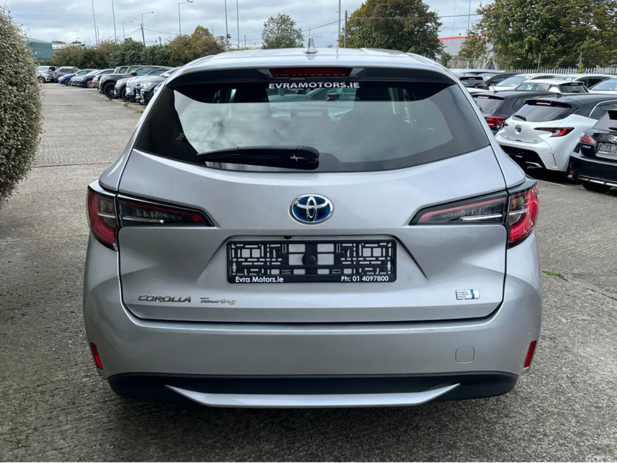 Toyota Corolla Estate, Petrol Hybrid, 2023, Silver