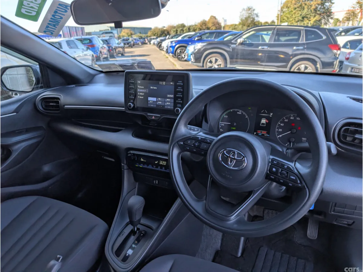 Toyota Yaris Hatchback, Petrol Hybrid, 2023, Pink